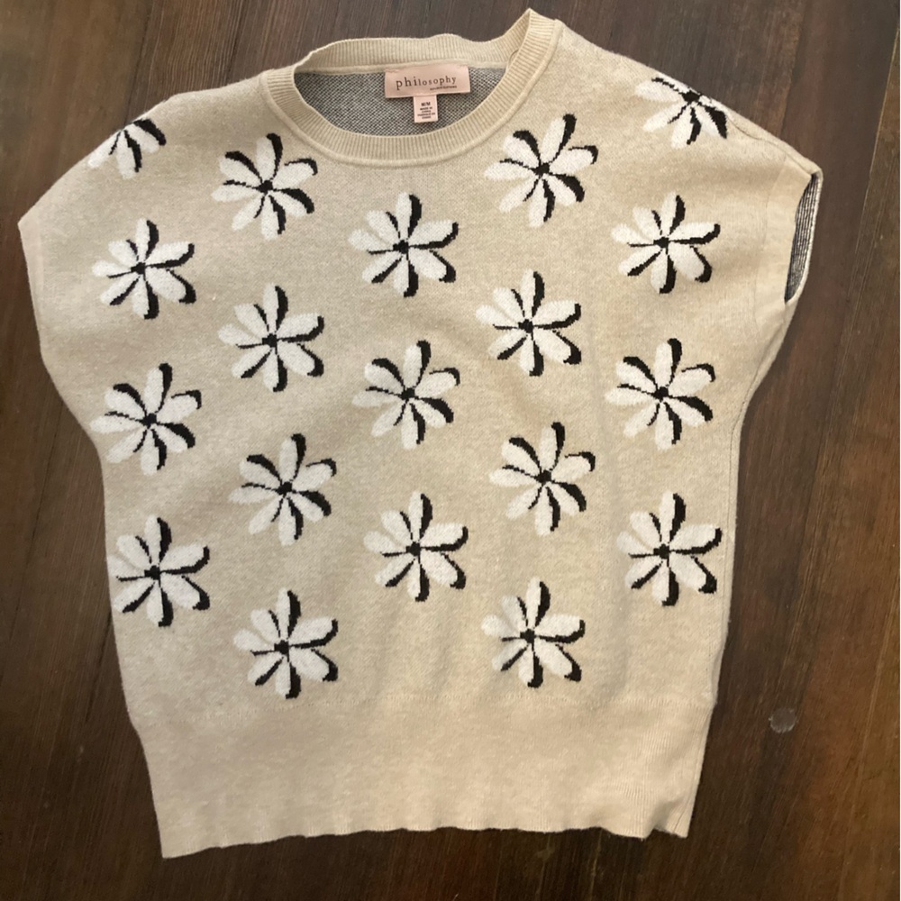 Philosophy Cream and Gray Knit Sweater